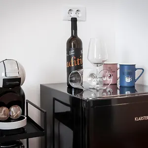 Jazz And Apartman