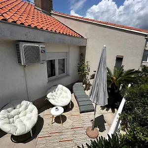 Fox Apartman Split
