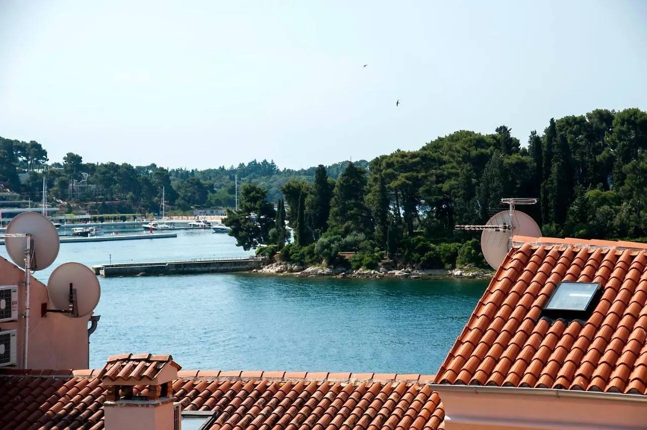 Villa Nea Seaview 3-Apartments! Rovinj